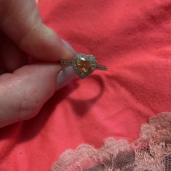 Heart ring - Picture 4 of 4